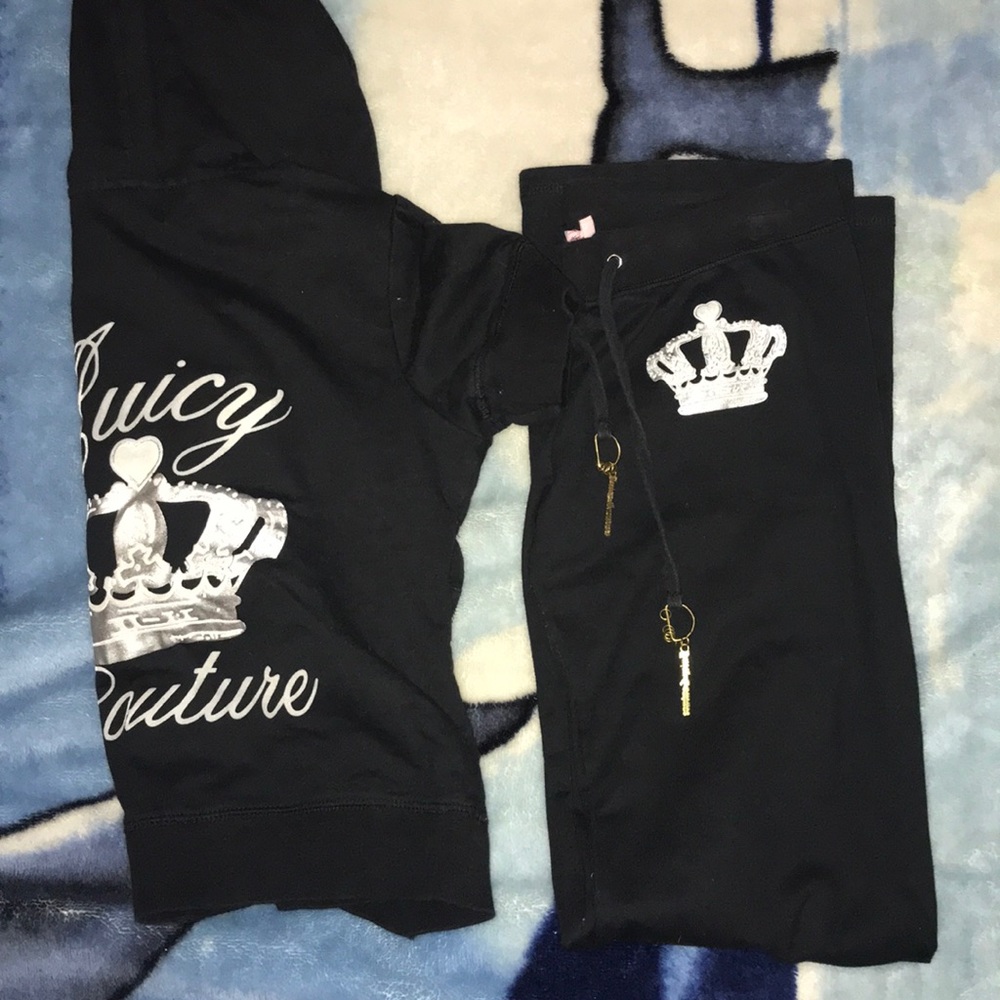 Juicy couture sweat suit